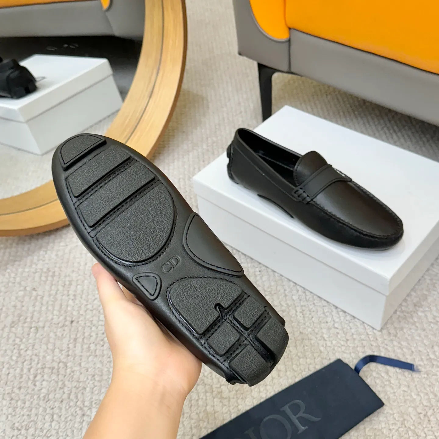 Men's clothing and shoes 💰420! (Yangli) Quality DIOR [Dior’s latest arrival] real auction hot-selling Doudou shoes 🔍DIOR) new Doudou shoes 👍Belgian designer Martin Margiela serves as Gucci shoe designer y full of charm, luxury style gentleman upper: imported cowhide, lining with spring sweat-absorbent first-layer sheepskin. Outsole Brand outsole, the last stitching on the bottom will never come off; equipped with classic Gucci exquisite hardware C D buckle💋The whole pair of shoes is fashionable and casual without losing high-end style; standard 38-46